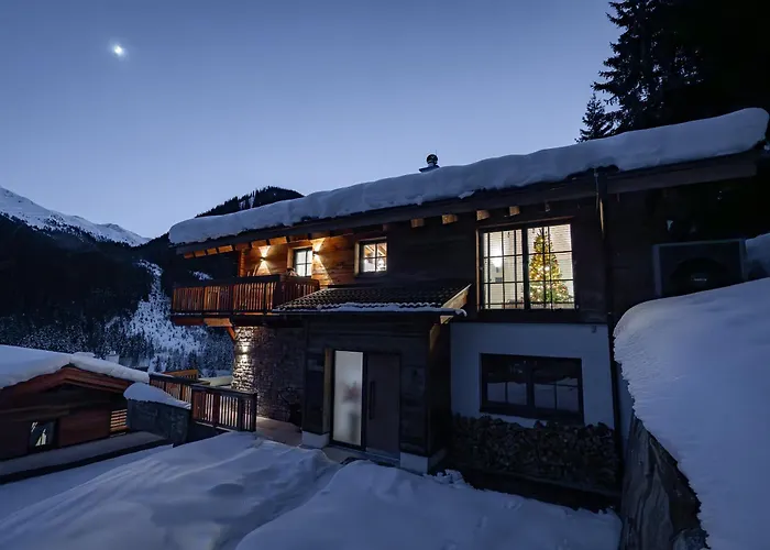 Lavender Hill - Summer Holiday & Ski Villa Chalet